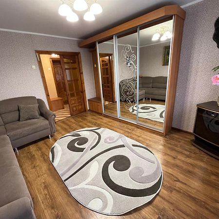 Апартаменти Біля Софіївки Umanʼ Extérieur photo